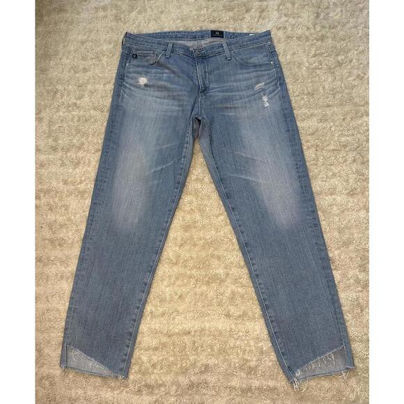 AG Adriano Goldschmied Denim - AG Adriano Goldschmeid Stevie Slim light wash distressed capri jeans Size 31